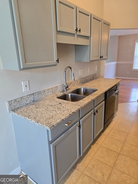 Photo - 65 Trelawney Ave