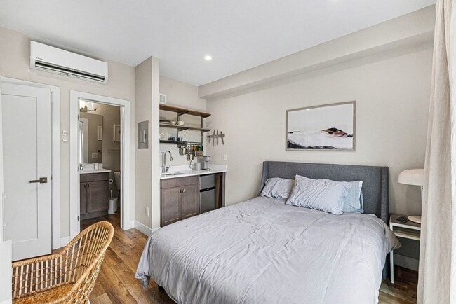 Photo - Fully Furnished 3 Bedroom 3 1/2 Bath in Wheat Ridge