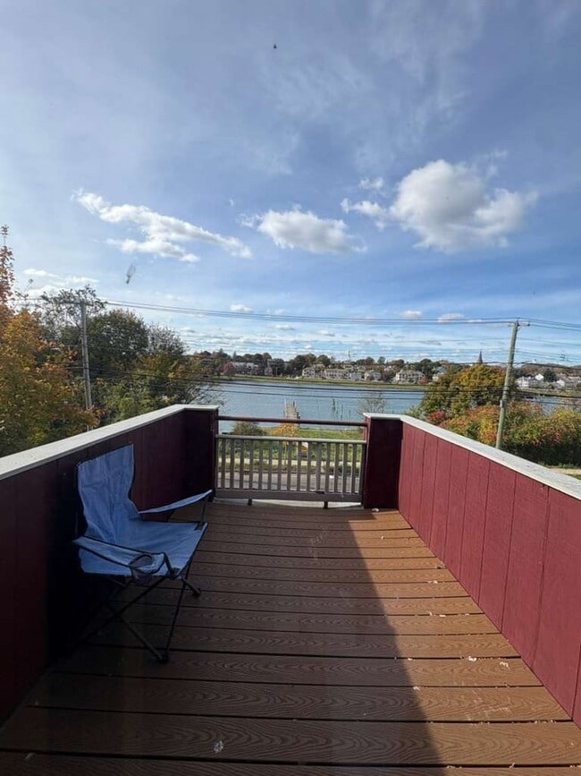 Building Photo - 517 Quinnipiac Ave Unit 3