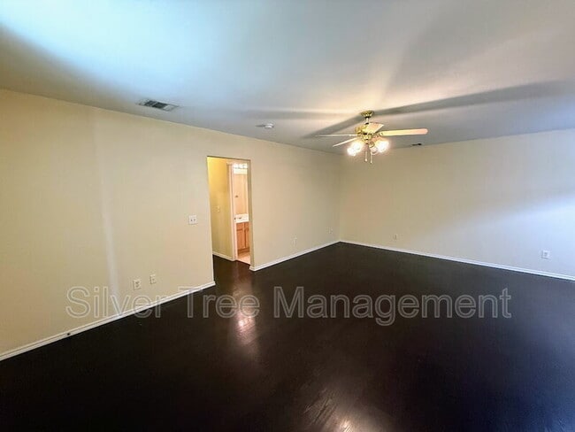 Photo - 319 Austin Ave