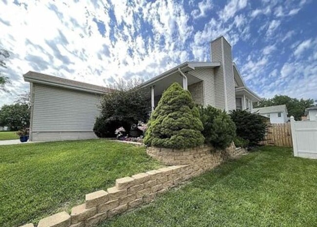 Photo - West Lincoln Home For Rent