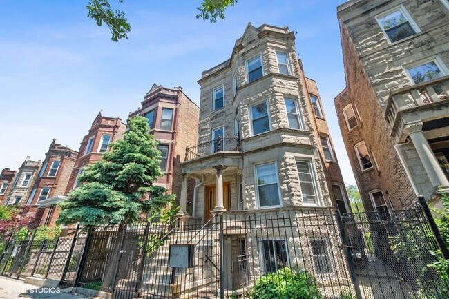 Photo - 1435 N Washtenaw Ave Condo Unit 2