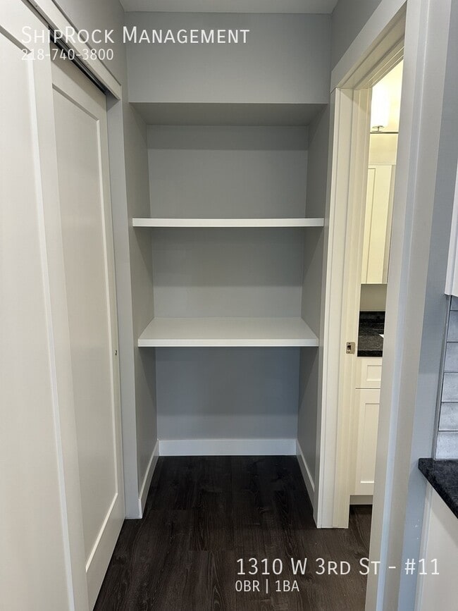 Photo - 1310 W 3rd St Unidad #11