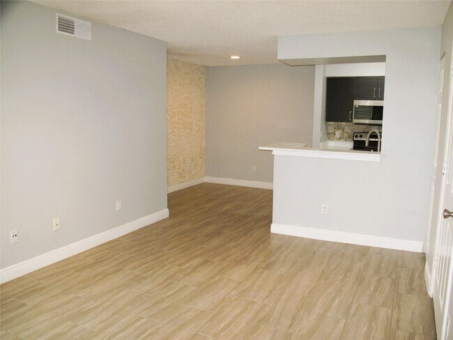 Photo - 1263 SW 46th Ave Unit 2108