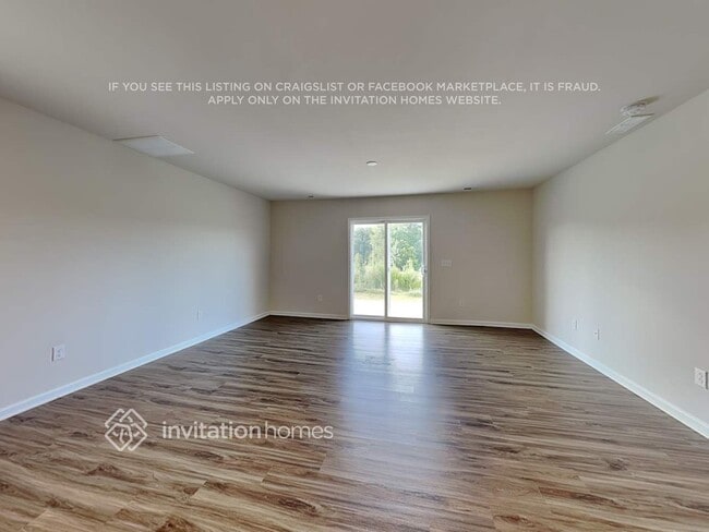 Photo - 1024 Woodhouse Dr