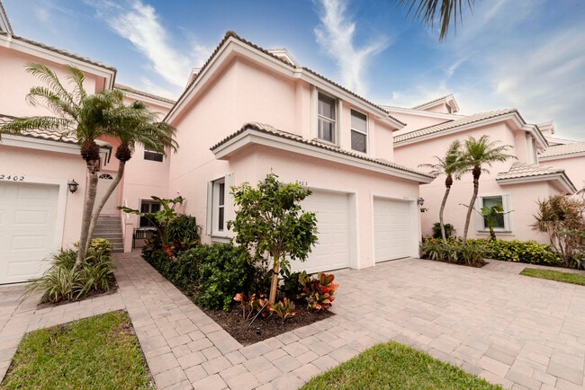 Photo - 2403 Fairway Dr N