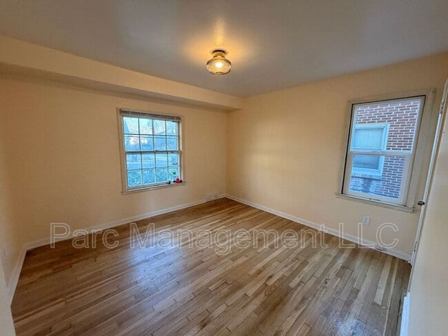 Photo - 16121 W Parkway St