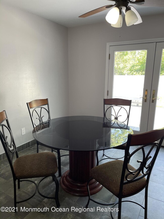 Photo - 179 Delaware Ave