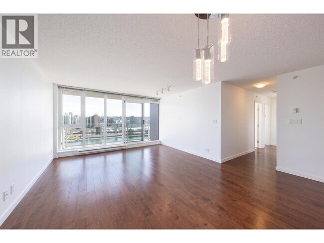 980 Cooperage Way Unit 1607