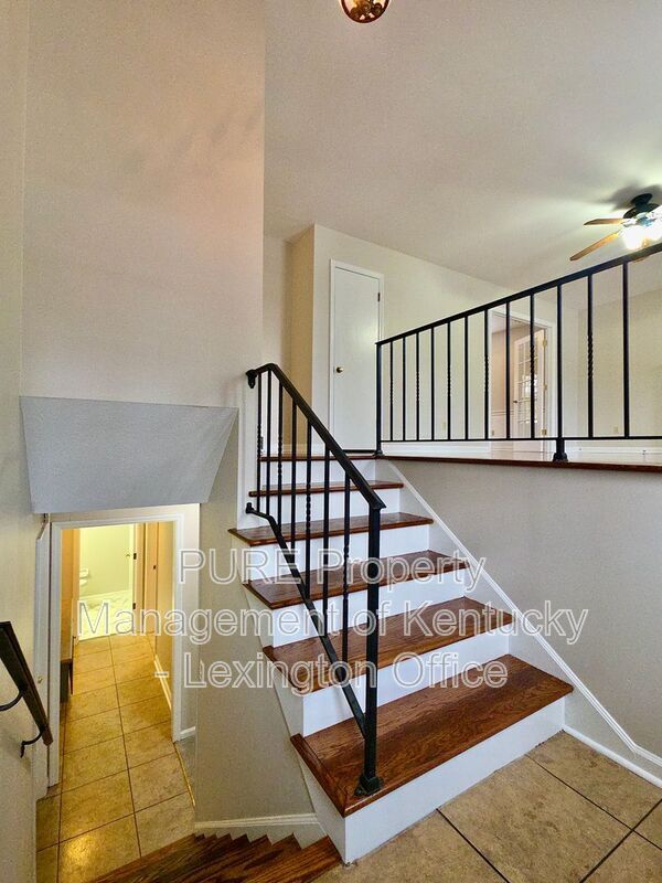 Photo - 3462 Lansdowne Dr