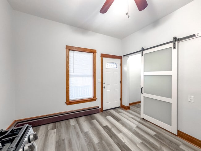 Photo - 3415 W McLean Ave Unit J06P