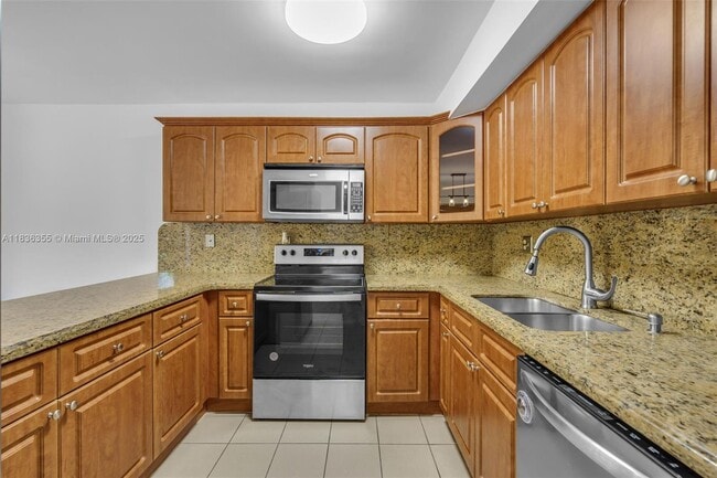 Building Photo - 7026 SW 106th Pl Rental