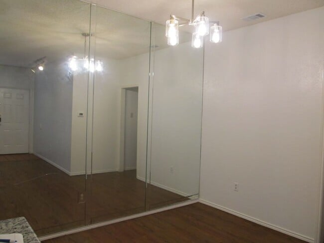 9600 Royal Ln Unit 506