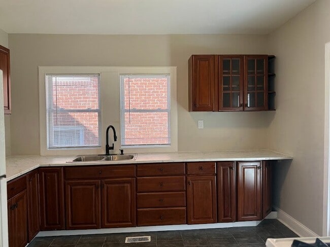 Photo - 3156 Rosina Ave