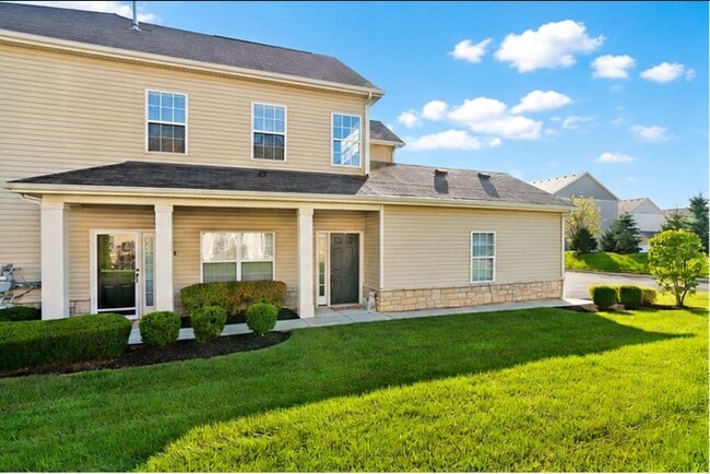 Building Photo - 1434 Lakes Circle Dr Unit 1434 Lakes Circle Dr