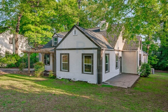Photo - 2903 Trenholm Rd