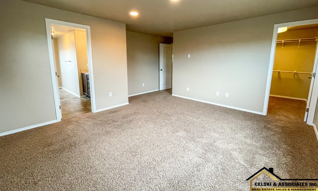 Photo - 4 Bedroom, 2.5 Bath with an Office!