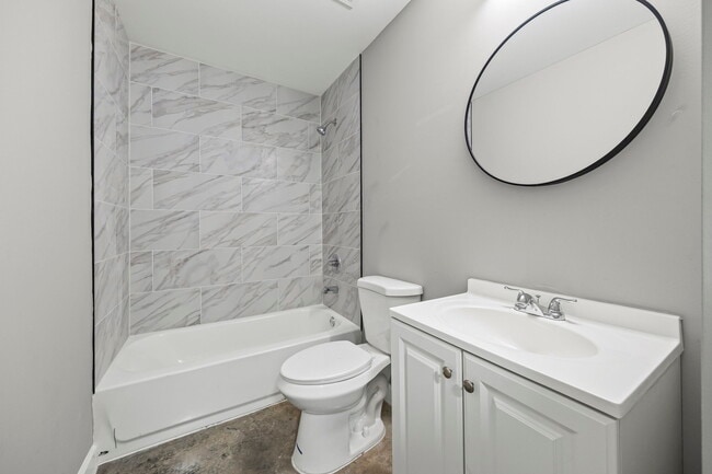 Photo - 1125 Rayner St