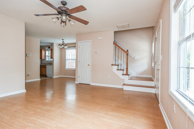 Photo - 1325 Cedar Shoals Dr