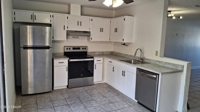 Photo - 196 W Sandalwood Ct