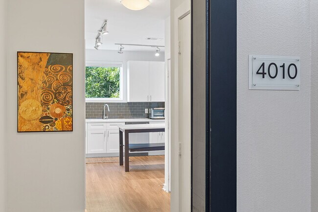 Photo - 1900 Barton Springs Rd Unit 4010