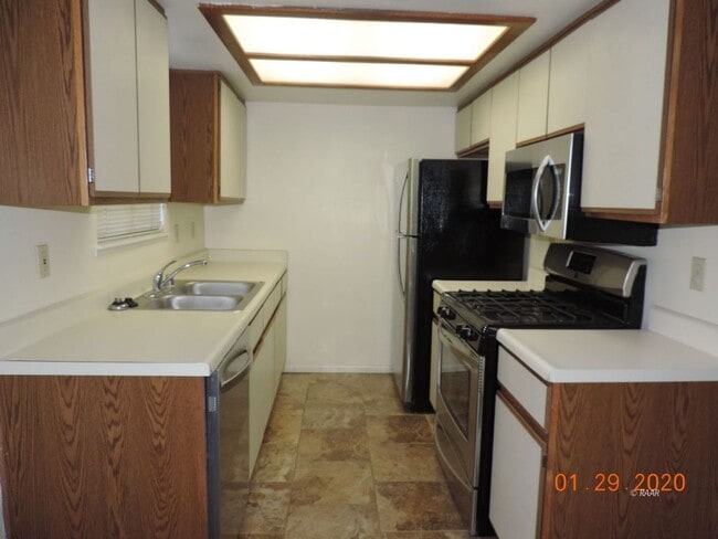 Photo - GRA600 Unit Apt B