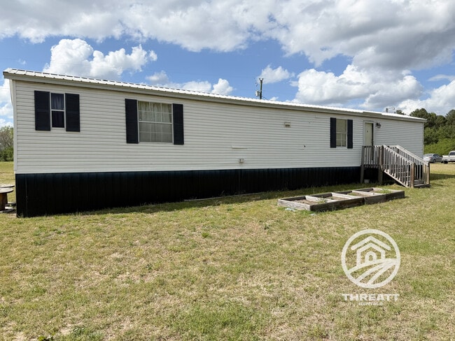 Photo - 1584 McCaskill Rd