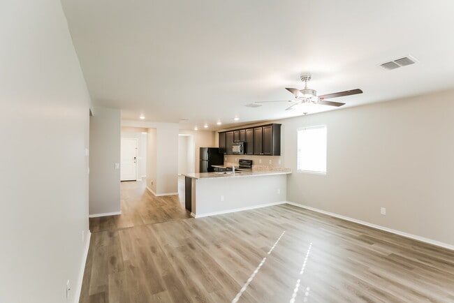 Photo - 25371 W Long Ave