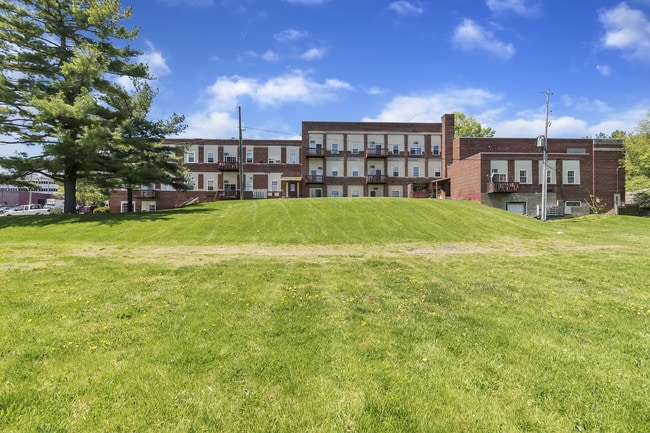 Creekside Apartments (Olivet HS, LLC)
