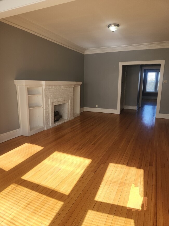 Photo - 3042 W Leland Ave Unit 3