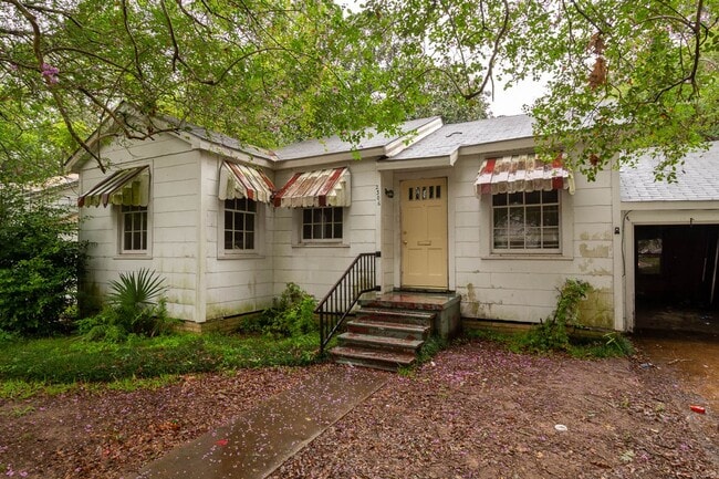 Photo - 2306 Alma St