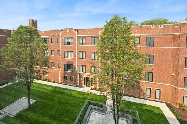 Photo - 1339 W Estes Ave Unidad 3D