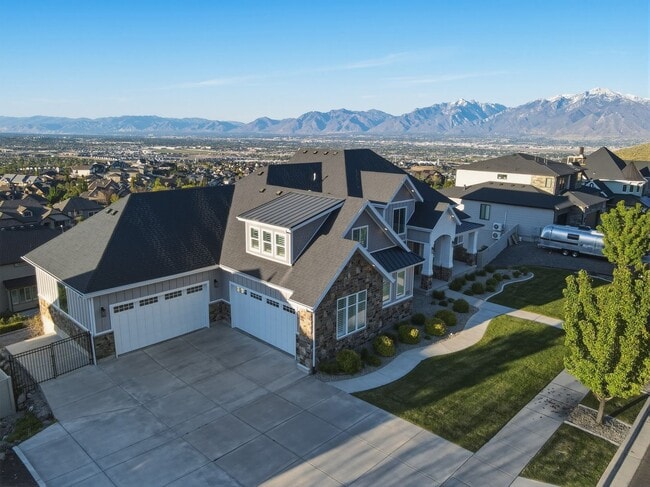 Photo - Luxurious Herriman 6 Bed with Indoor Court, Theater & Stunning Views!!!
