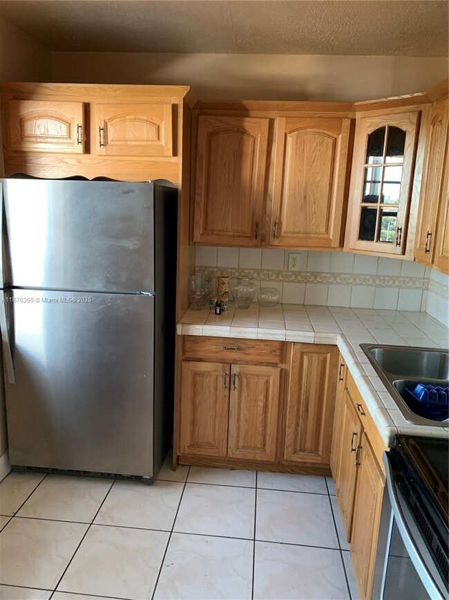 Building Photo - 9440 Fontainebleau Blvd Unit 513 Rental