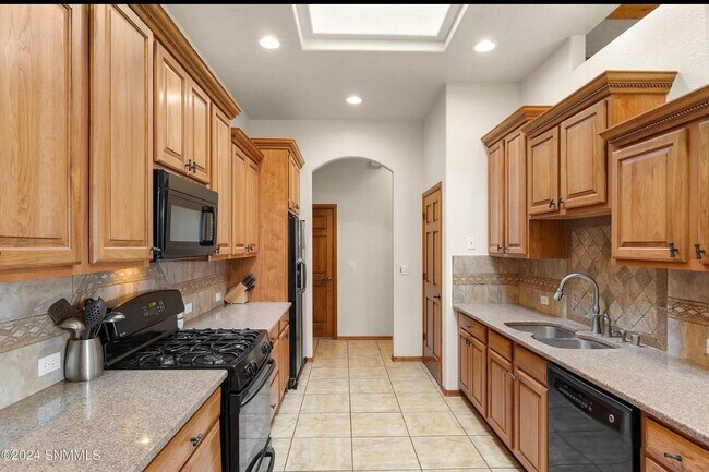 Photo - 2045 Southern Star Loop