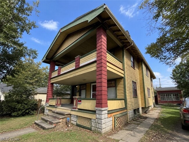 Building Photo - 3155 W 48th St