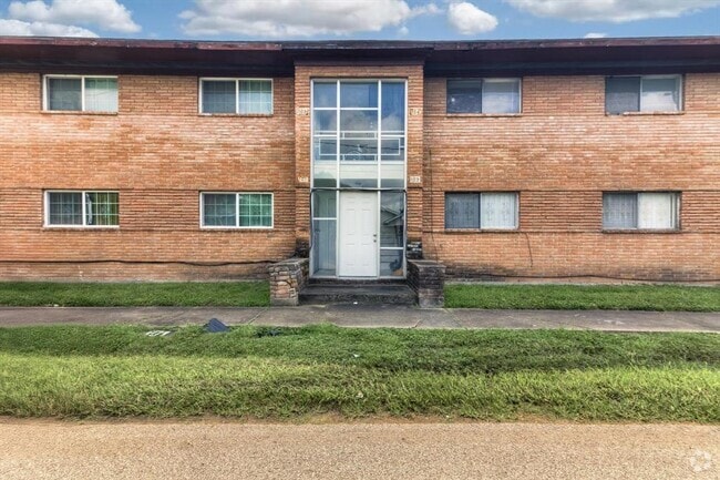 Building Photo - 8001 E Loop Unit 104 Rental