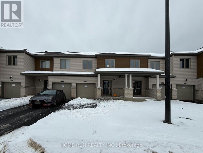 Photo - 515 Galanthus Walk