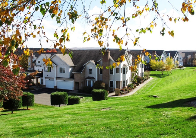 The Mansions at Hockanum Crossing - The Mansions at Hockanum Crossing