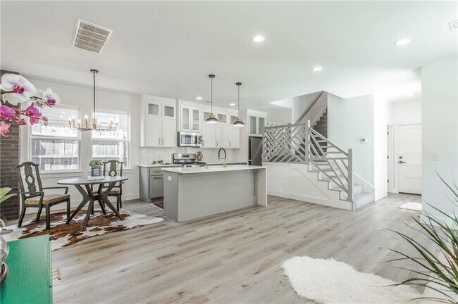 Photo - 1106 NW 79th St