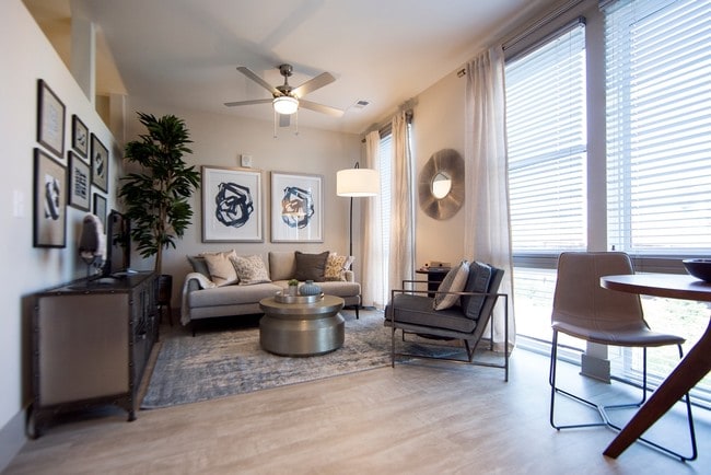 Cameron Court Apartments Raleigh Apartement