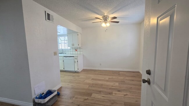 Photo - 5069 Eldora Ave Unit 3