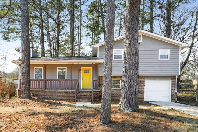 Building Photo - 299 Cindy Dr SE