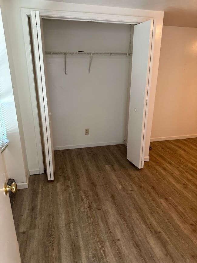 Photo - Yorktown School District Unit 9016