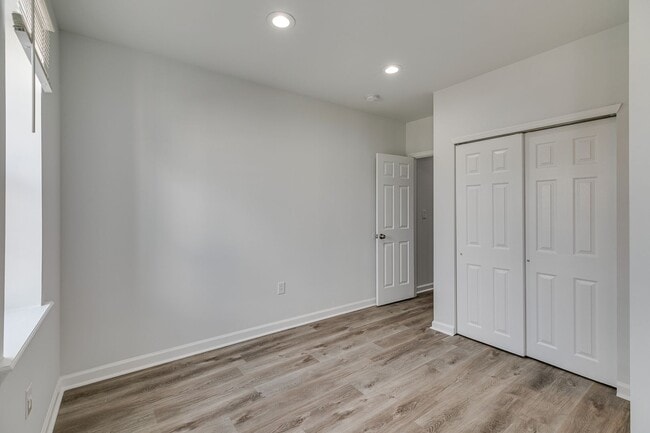 Building Photo - Brand New Luxury Temple Apartments Unit 2