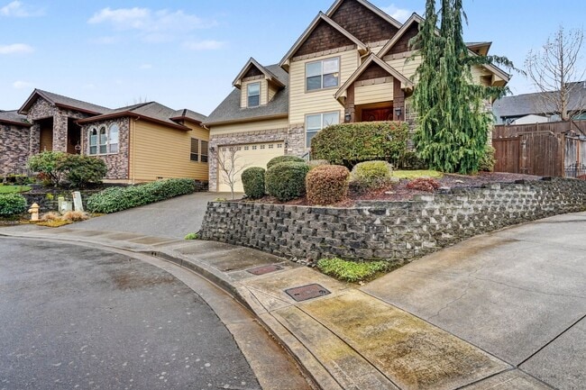 Photo - 4 bed, 2.5 bath Two-Story Home in West Salem