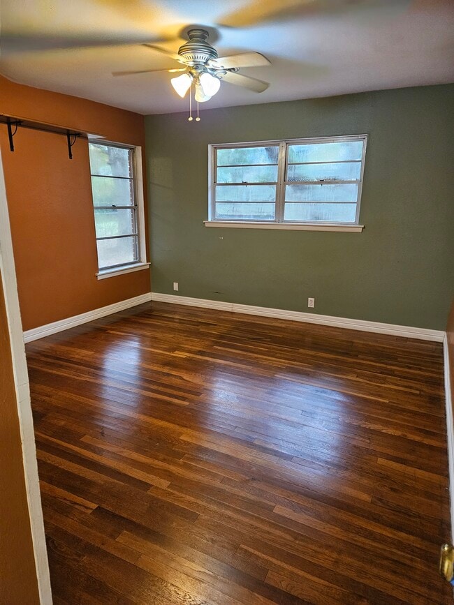 Photo - 2603 Robinwood Ln