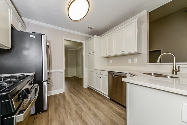 Photo - 20 Windpher Ridge