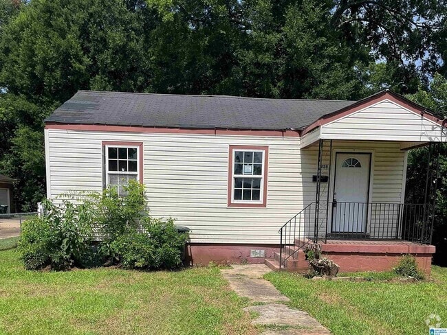 Building Photo - 1228 Mims St SW Rental