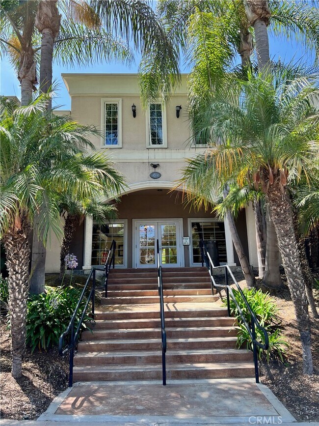 Photo - 4570 54th St